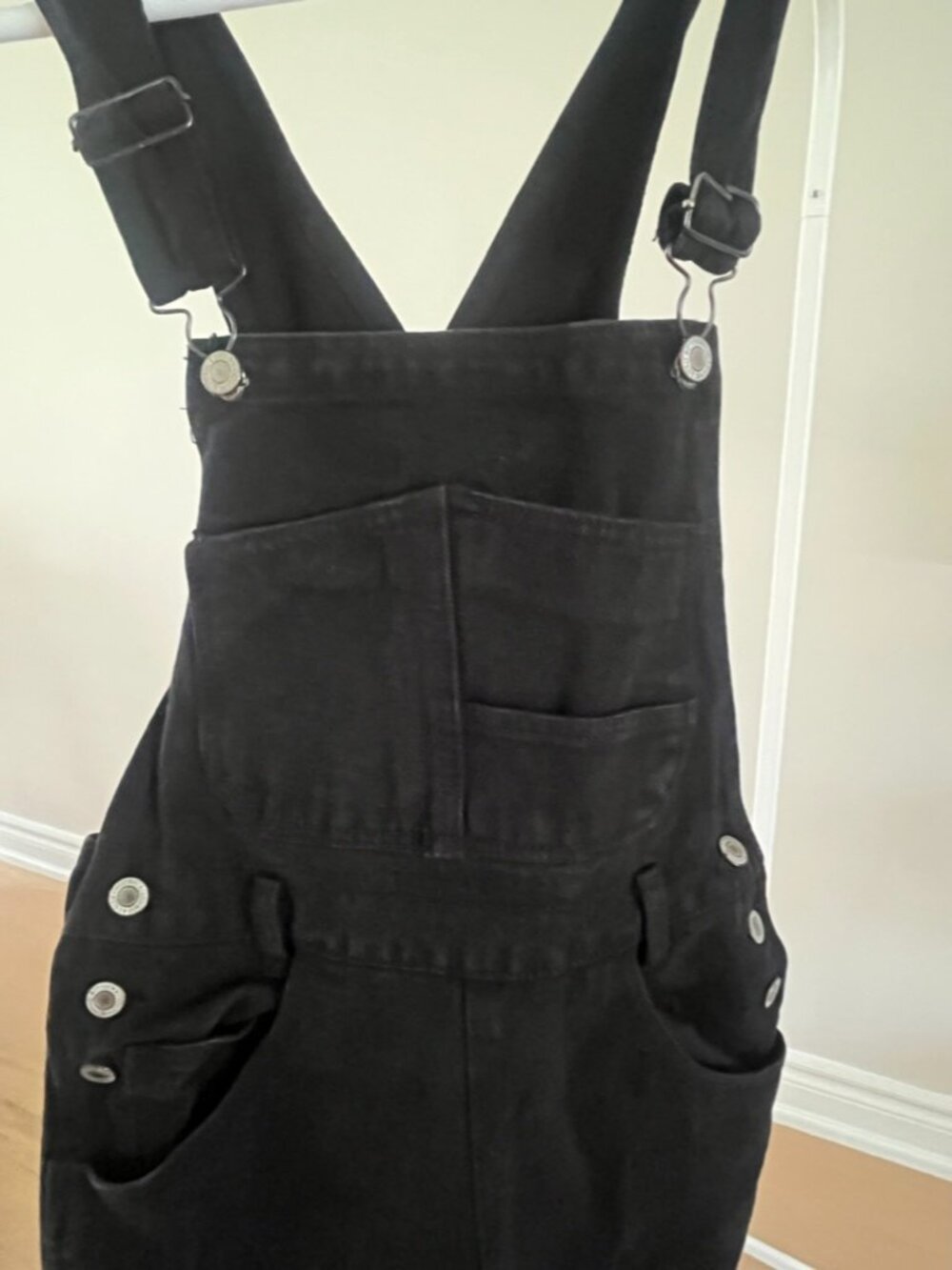 Brandy Melville Black Denim Hayley Straight Leg Classic Overalls OS - Picture 4 of 6